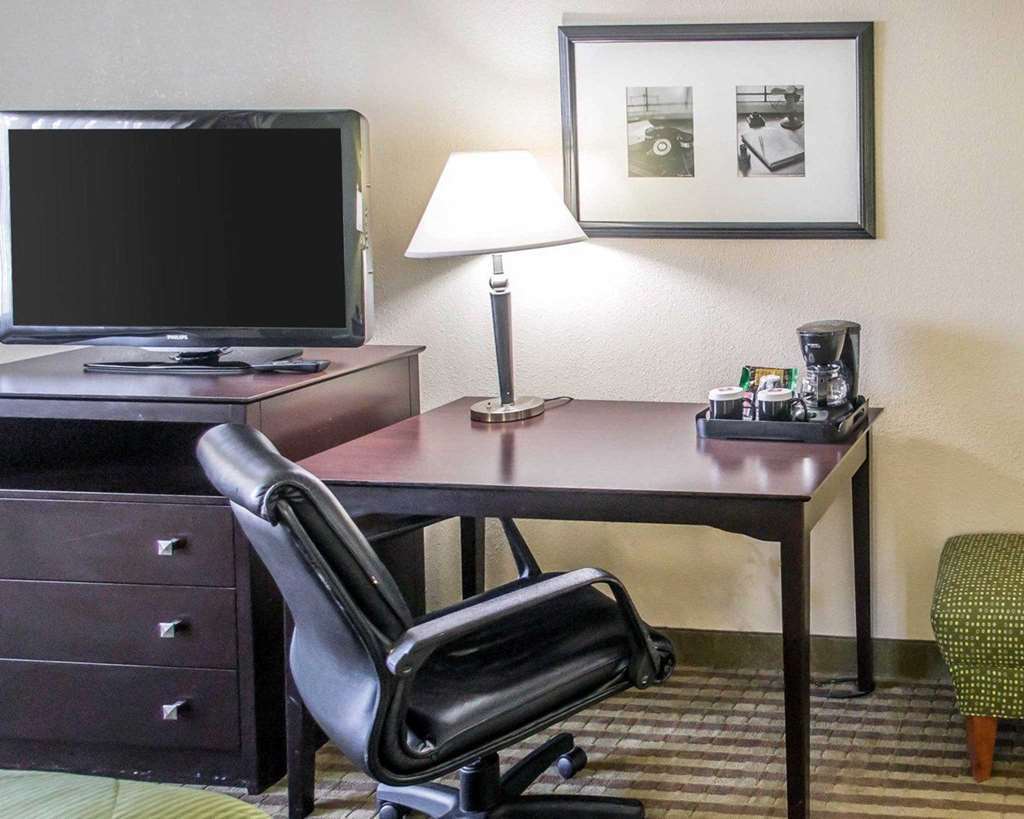 Clarion Hotel Beachwood-Cleveland Δωμάτιο φωτογραφία