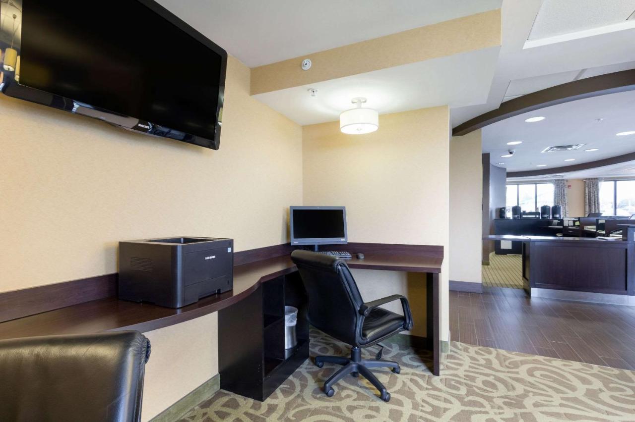 Clarion Hotel Beachwood-Cleveland Εξωτερικό φωτογραφία